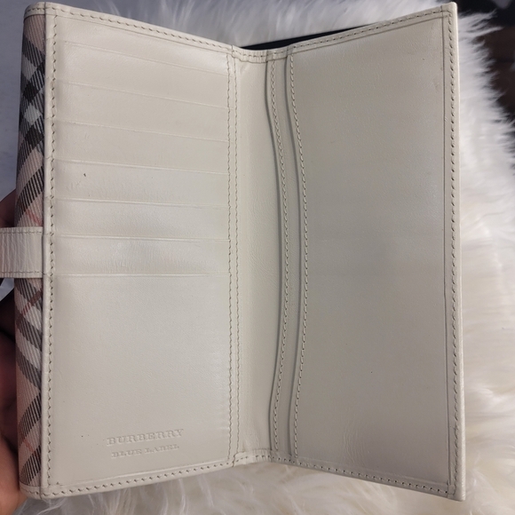 🔹️Burberry 🔹️London Blue Label long  Wallet ✨️🤎 ( NO BOX) - Picture 5 of 9